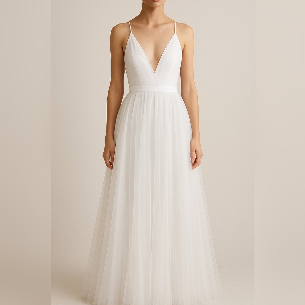 Luxxel White Spaghetti Strap Dress